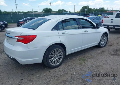 2013 Chrysler 200 Limited z USA, uszkodzony, nr VIN 1C3CCBCG6DN627890